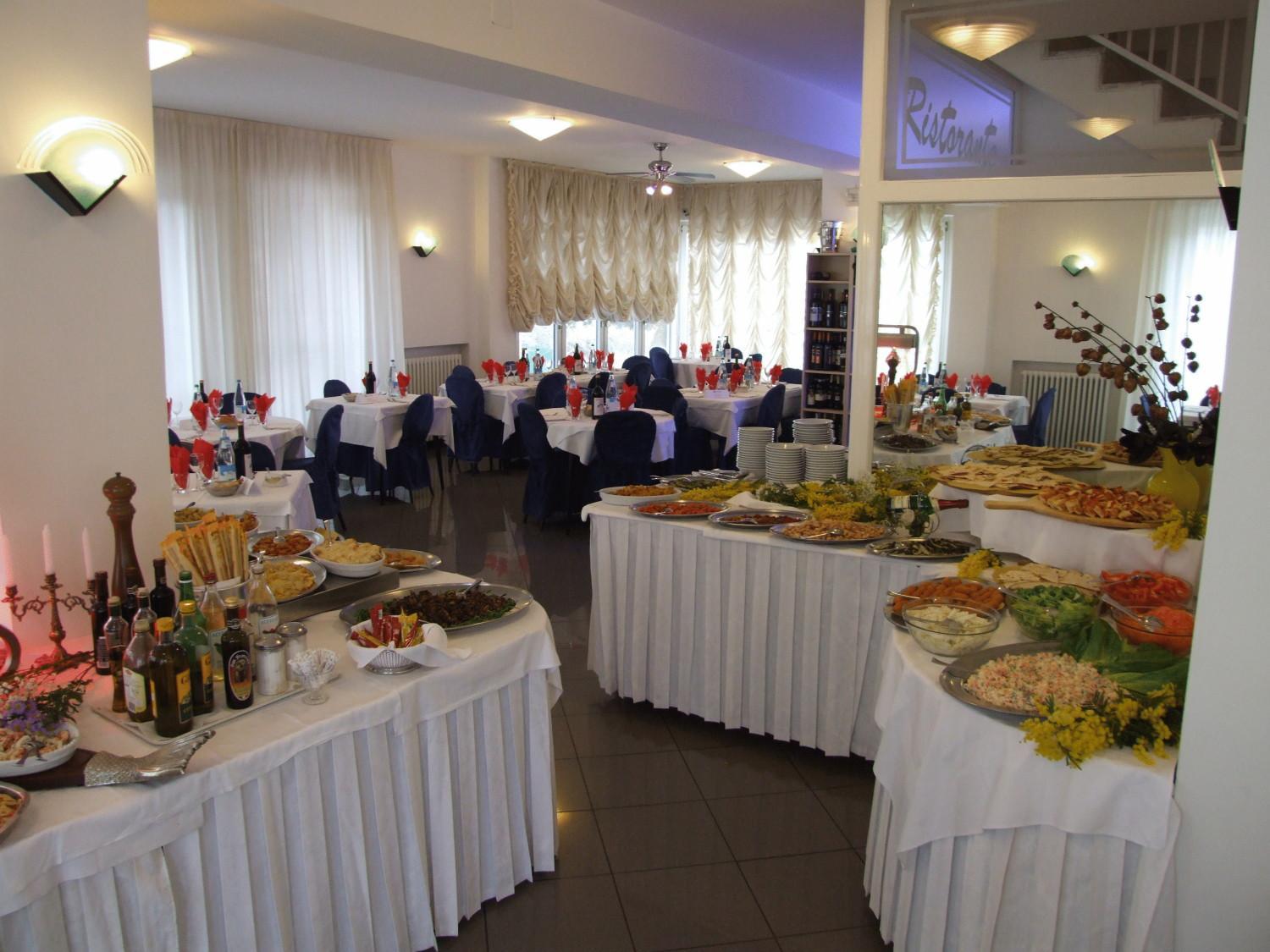 Hotel Mediterraneo Πέζαρο Εξωτερικό φωτογραφία